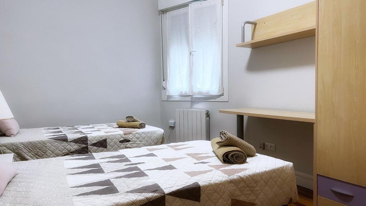 Centrica Y Amplia Vivienda Turistica Con Wifi Apartment Bilbao Bagian luar foto
