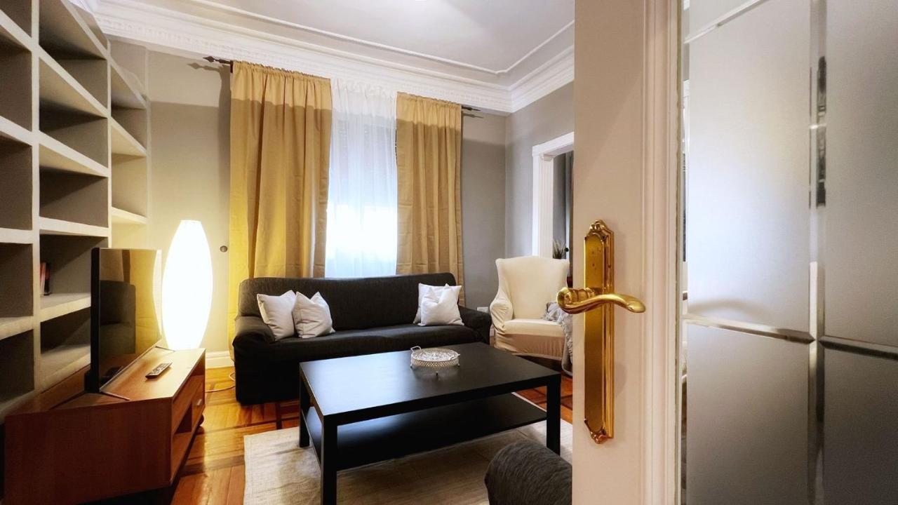 Centrica Y Amplia Vivienda Turistica Con Wifi Apartment Bilbao Bagian luar foto